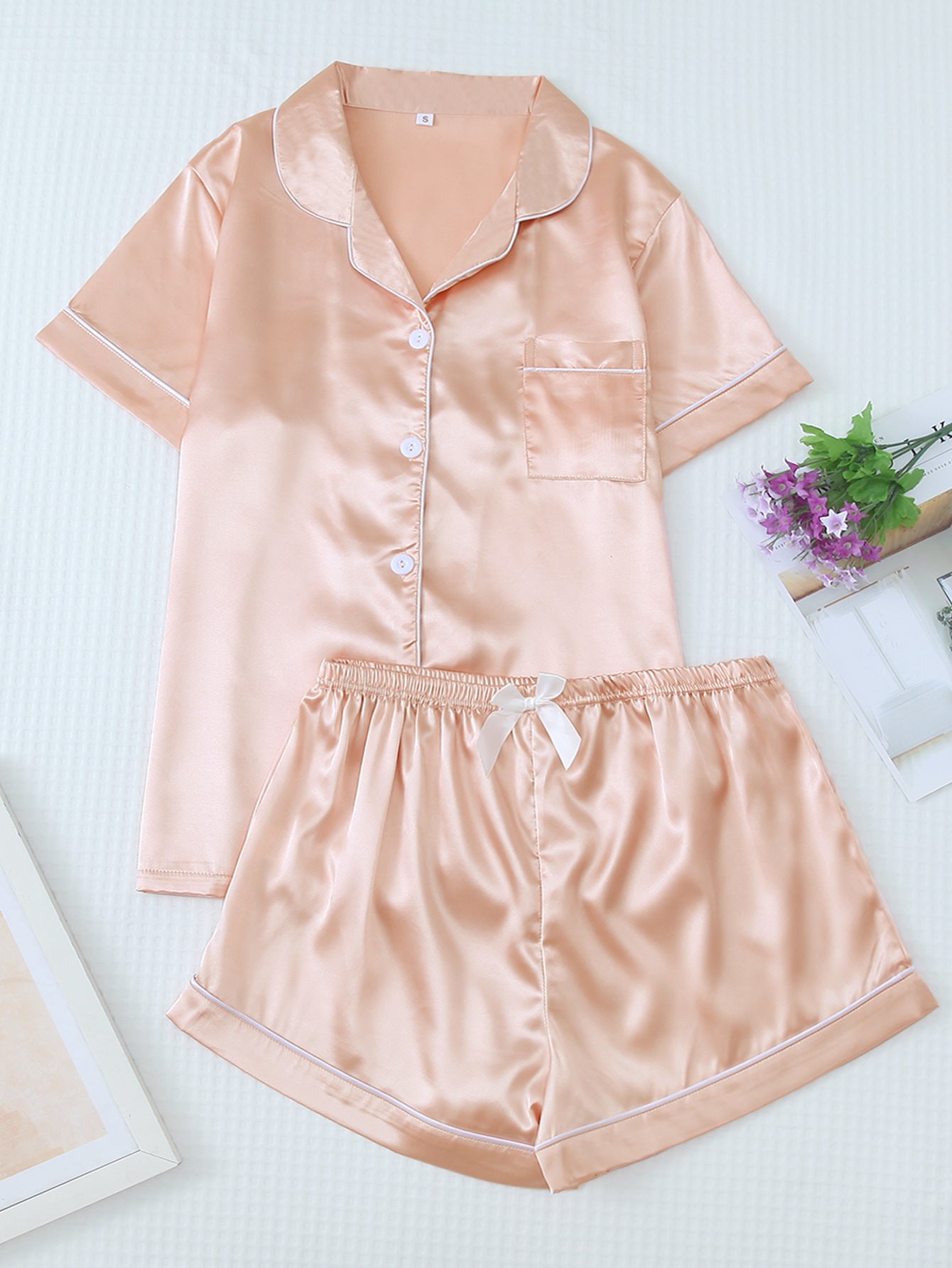 Short Sleeve Satin Pyjama Set