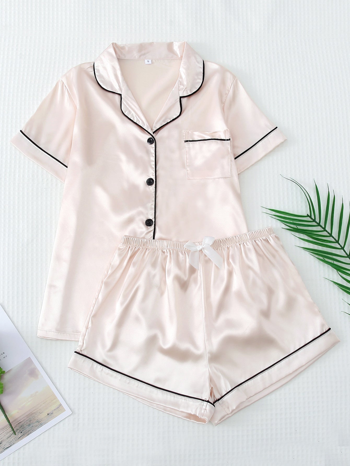 Short Sleeve Satin Pyjama Set