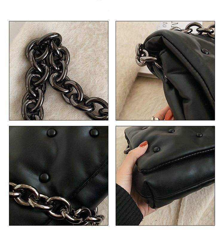 Signature Leather Shoulder bag